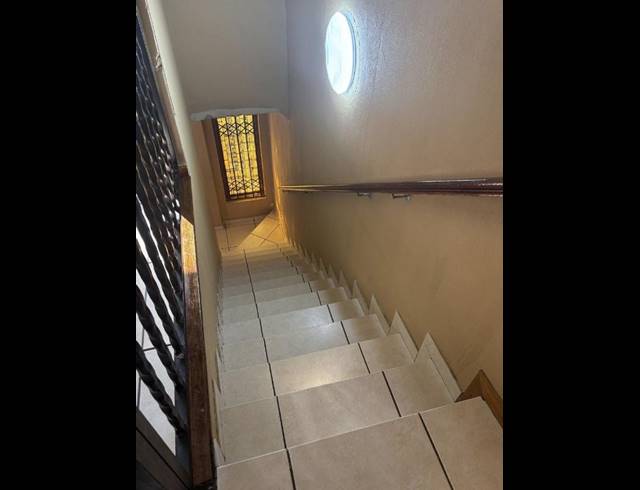 3 BEDROOM PROPERTY TO RENT IN WINCHESTER HILLS